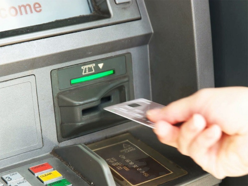 Thẻ ATM là gì? Những điều bạn cần phải biết