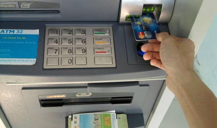 hinh2-cach-su-dung-the-atm