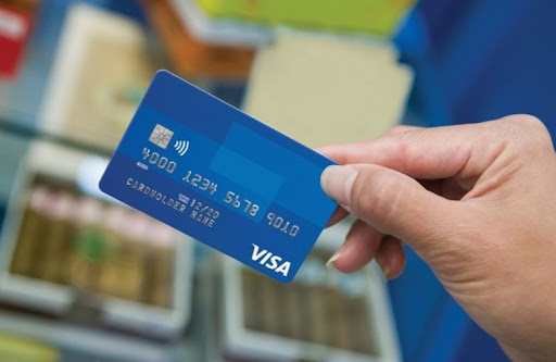 Thẻ ATM bị khóa do nợ quá hạn tín dụng